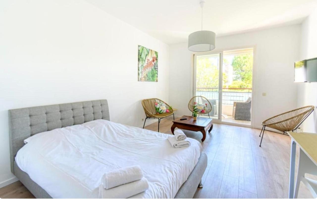 Superbe studio lumineux sur Cannes, à quelques minutes de la célèbre rue d'Antibes ! Esterno foto